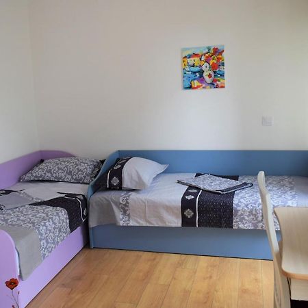 Top Center Apartment Gramophone With Private Parking Burgas ภายนอก รูปภาพ